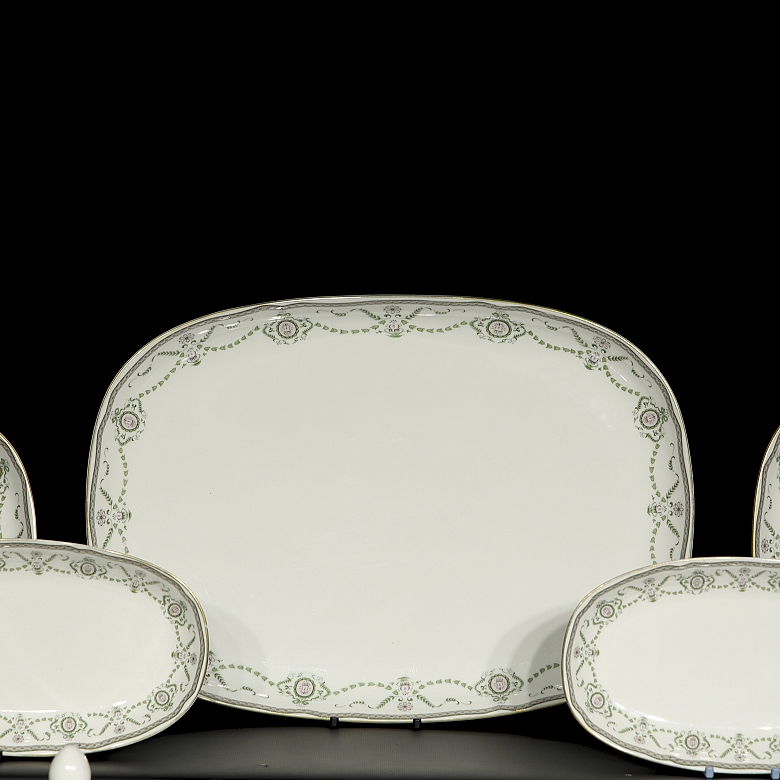 Vajilla en porcelana modelo 