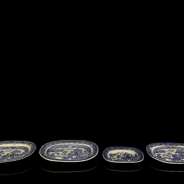 四只柳叶纹托盘,石质陶器,斯塔福德郡,十九世纪