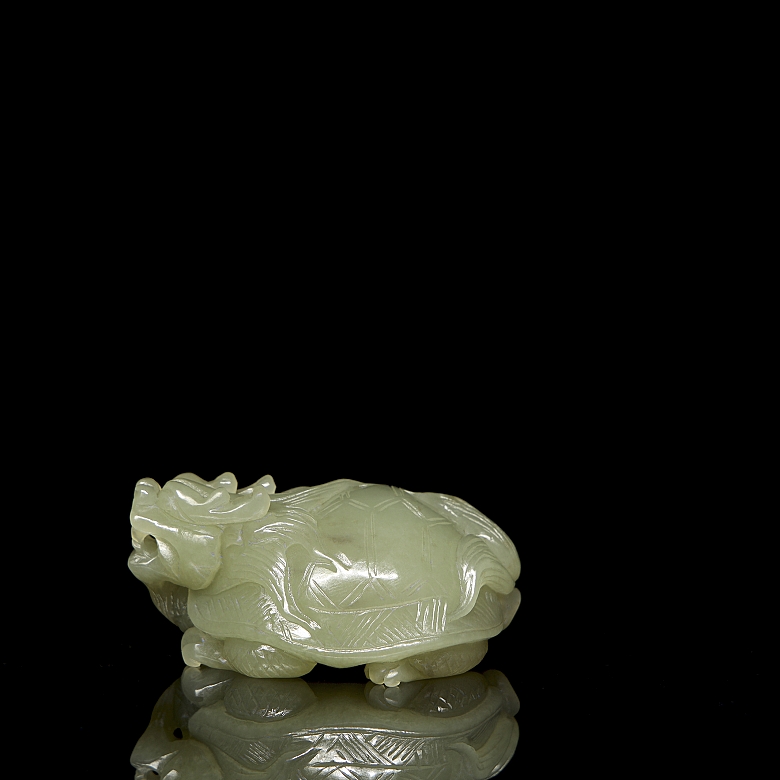 Jade figurine ‘Dragon Turtle (Bixi)’, 20th century