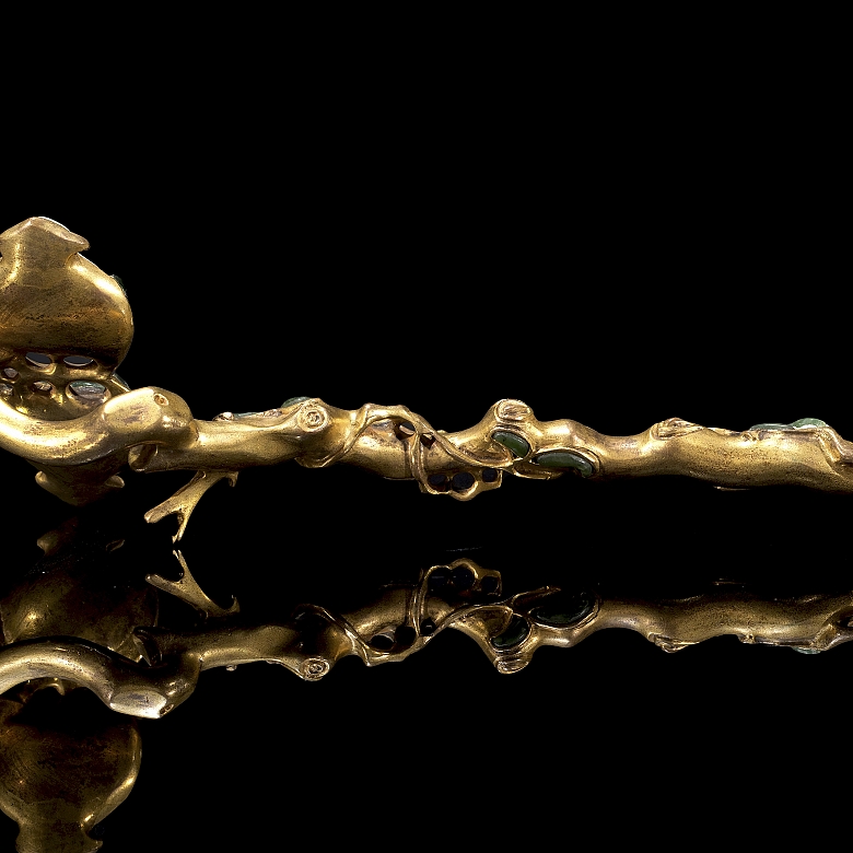 Jade and gilded bronze ruyi, Qing dynasty