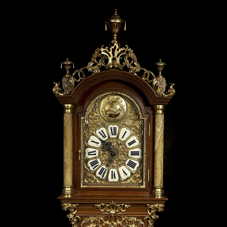 Reloj de Antesala Neobarroco, Urgos (Modelo UW 32), Alemania c. 1970-1990.