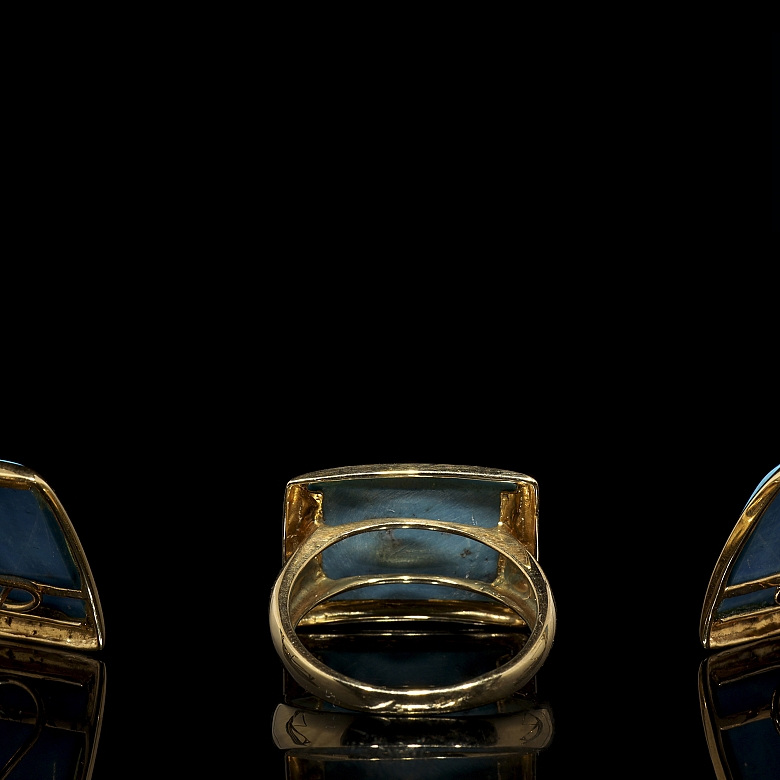 Juego de pendientes y anillo en oro amarillo 18K y turquesas