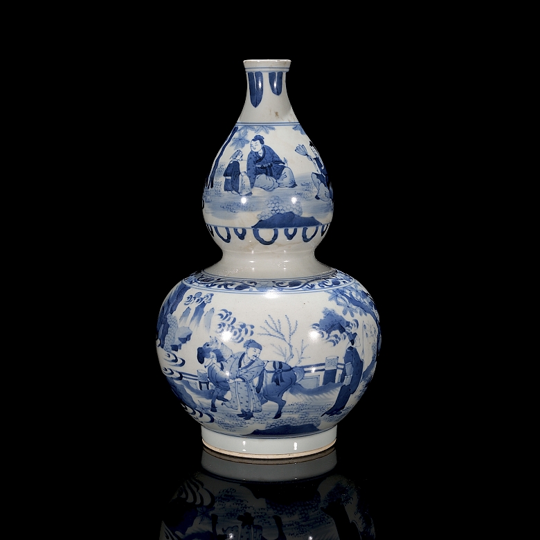 Glazed porcelain hulu vase, ‘Scenes’, marked Chongzhen