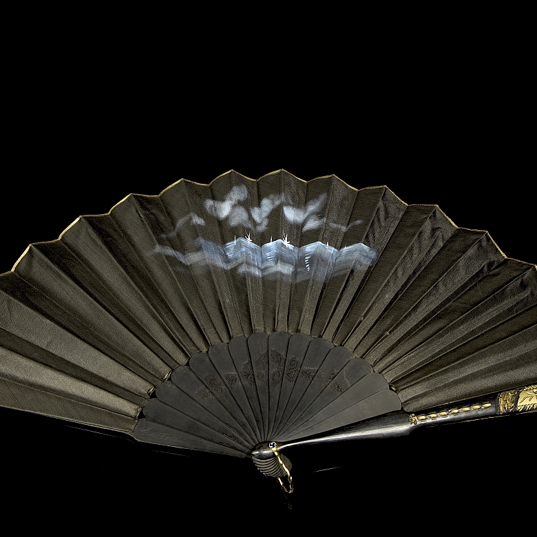 黑丝木扇，20世纪