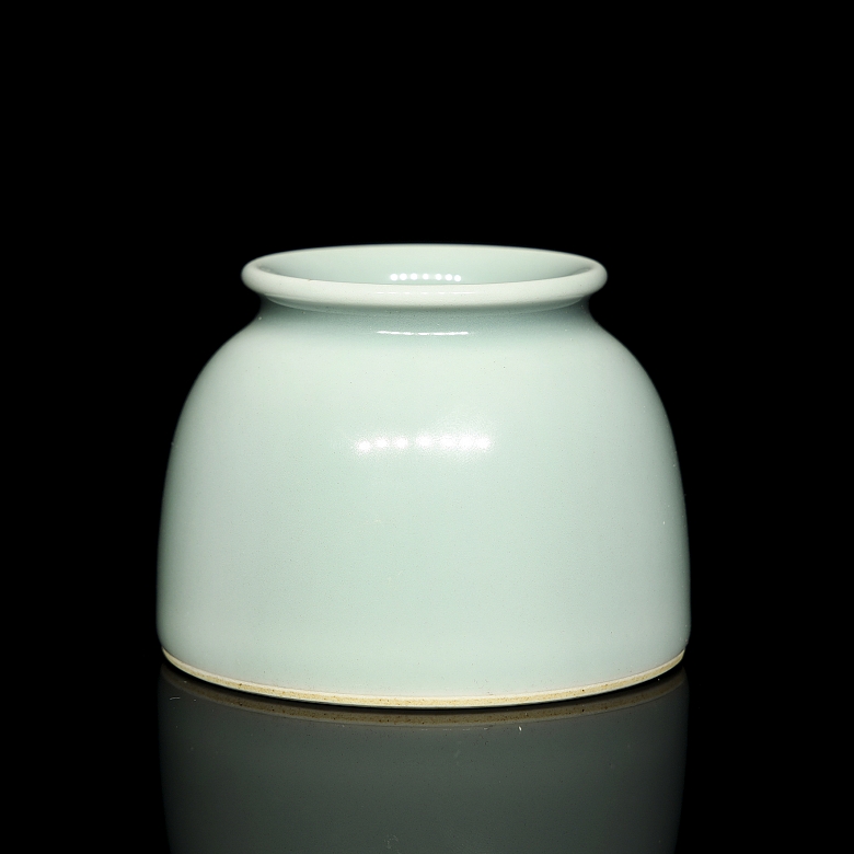 Recipiente de porcelana celadón 