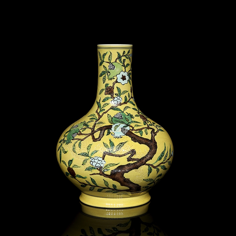 Jarrón de porcelana esmaltada