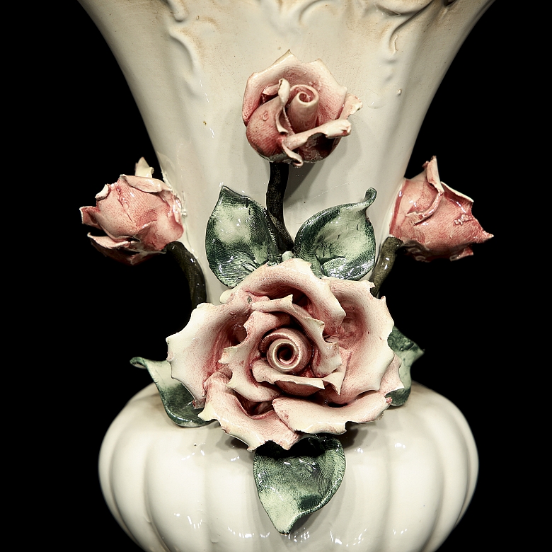 Capodimonte porcelain ‘Vase with appliqué’, 20th century - 3