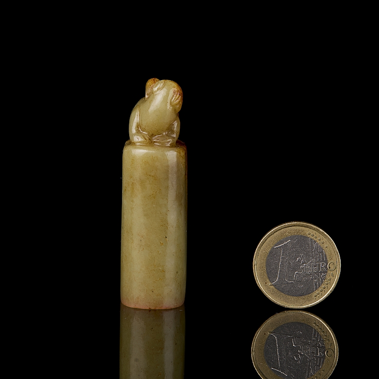 Jade seal ‘Reclining Dog’, Qing dynasty