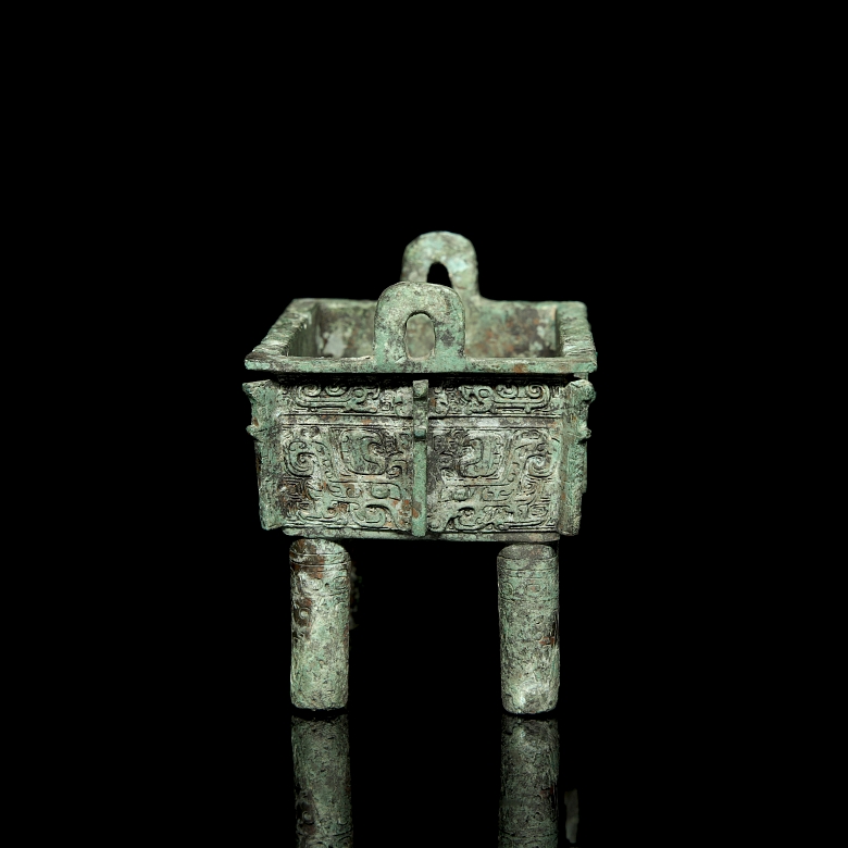 Bronze ritual censer ‘Taotie’, Shang style - 3