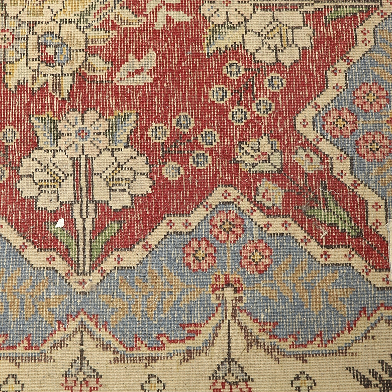 Pair of small Persian-style carpets, 20th century - 8