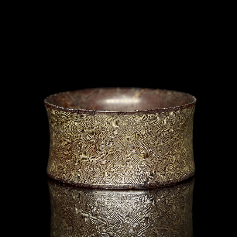 Adorno para el cabello de jade tallado, Cultura Liangzhu