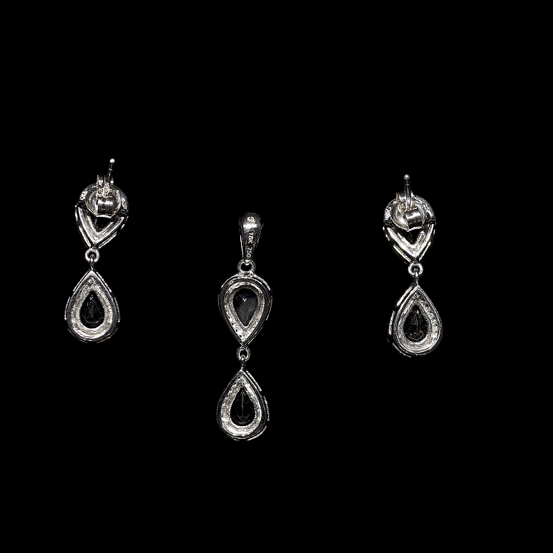 Conjunto de pendientes y colgante en oro blanco 18k con zafiros y diamantes