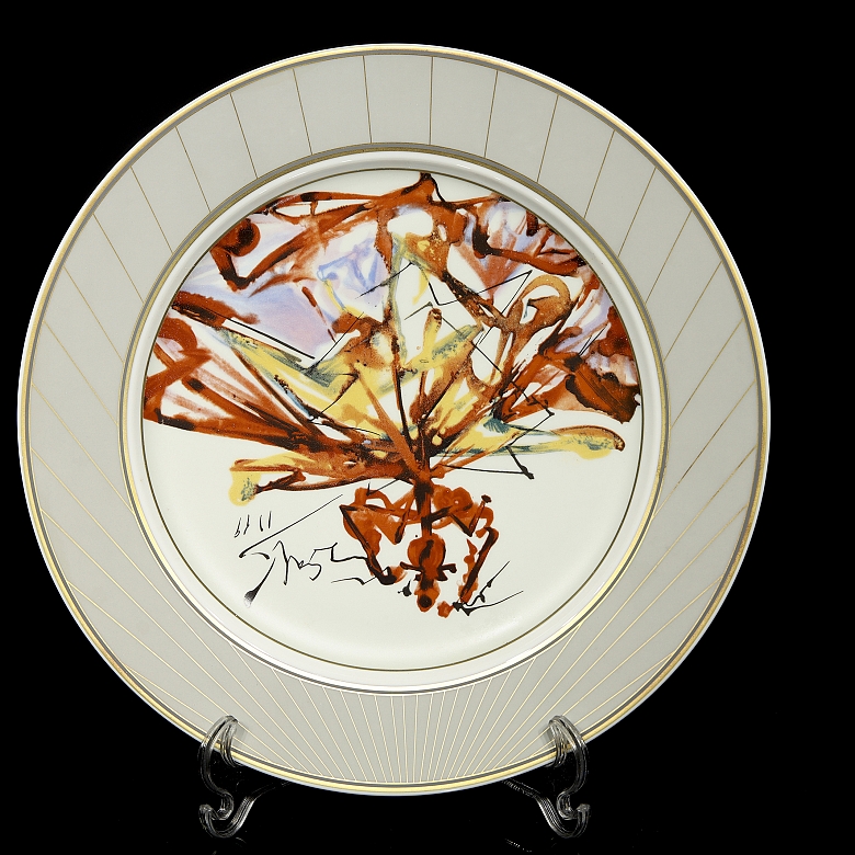 Salvador Dalí (1904-1989) Tres platos