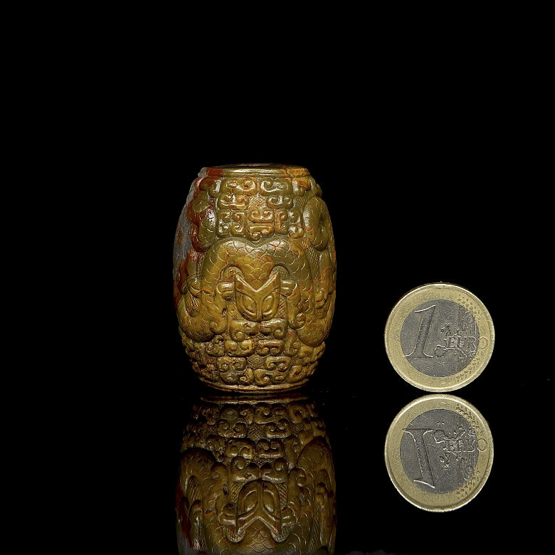 Cuenta de ágata tallada