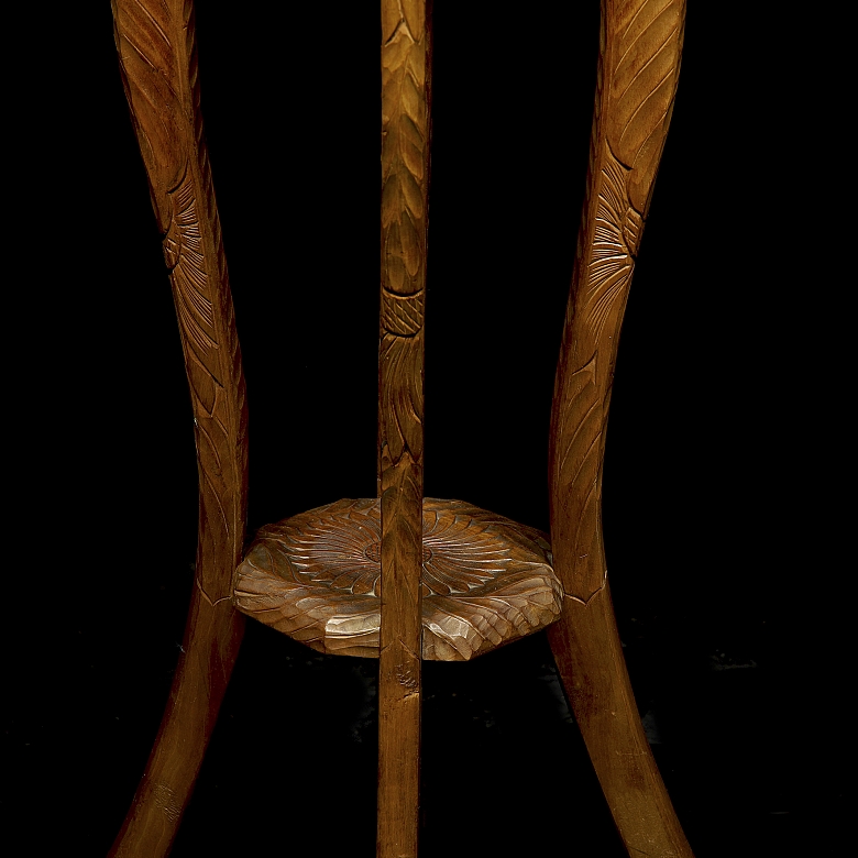 Pedestal de dos niveles para Liberty & Co., circa 1900–1910