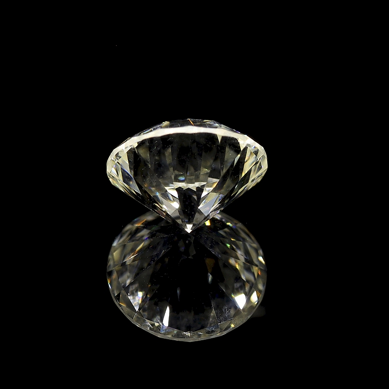 Diamante natural en talla brillante, 2.01 ct, certificado HRD