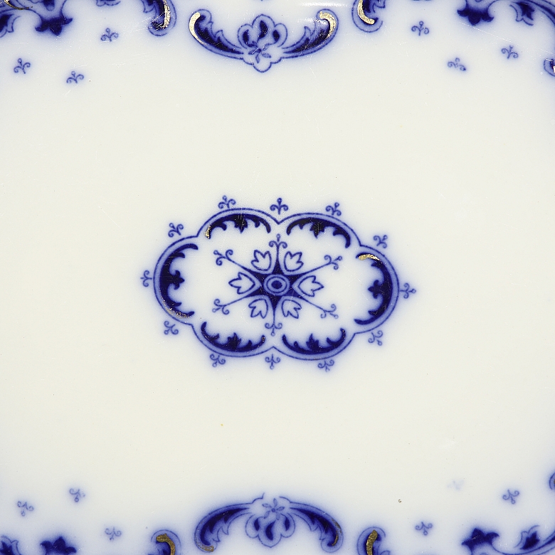 基尔英国瓷托盘，W.H. Grindley 作品。19 世纪。 - 2