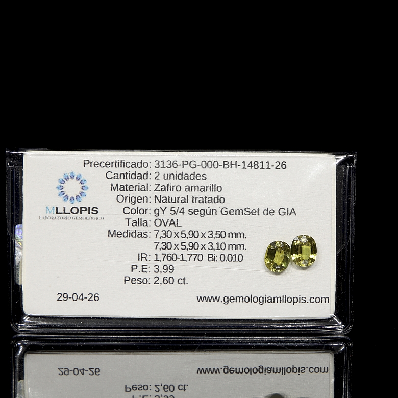 Pareja de zafiros amarillos naturales, 2,60 ct
