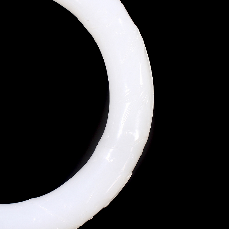 Hetian white jade bracelet, Qing dynasty