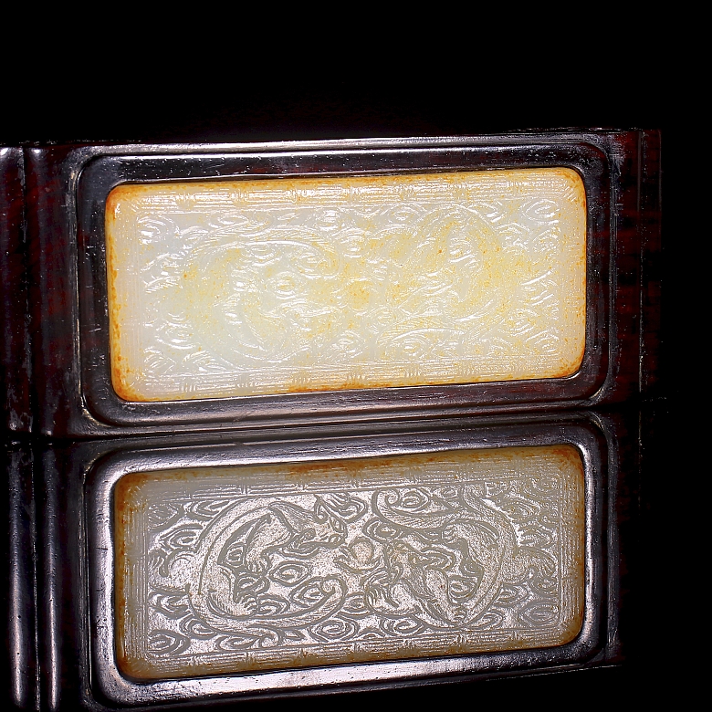Reposa pinceles de jade de Hetian y madera, dinastía Qing