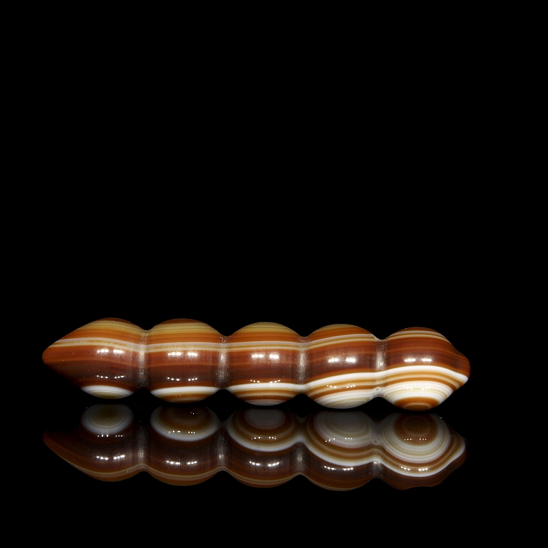 Amuleto de ágata tallada, dinastía Liao