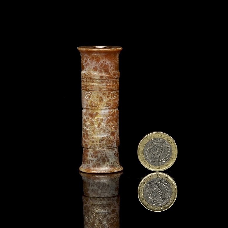 Colgante de jade tallado, cultura Liangzhu