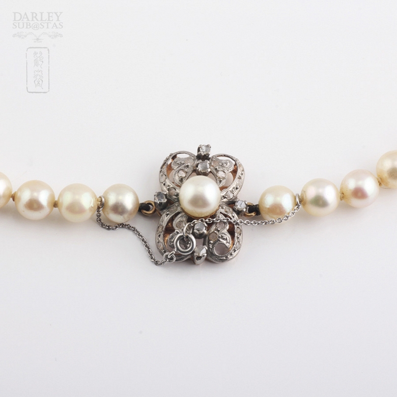 天然珍珠项链配钻石与18K黄金 - 4