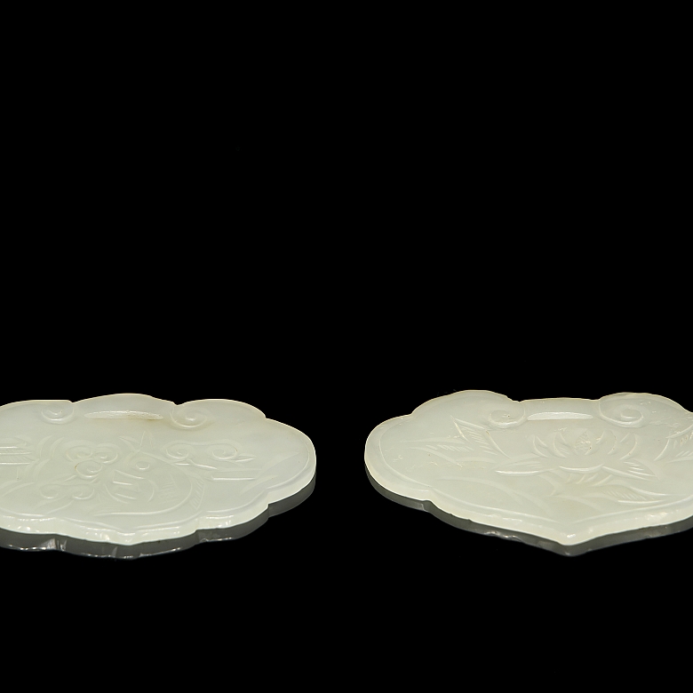 Pair of jade pendants, ‘Lotus and Bird,’ Qing dynasty