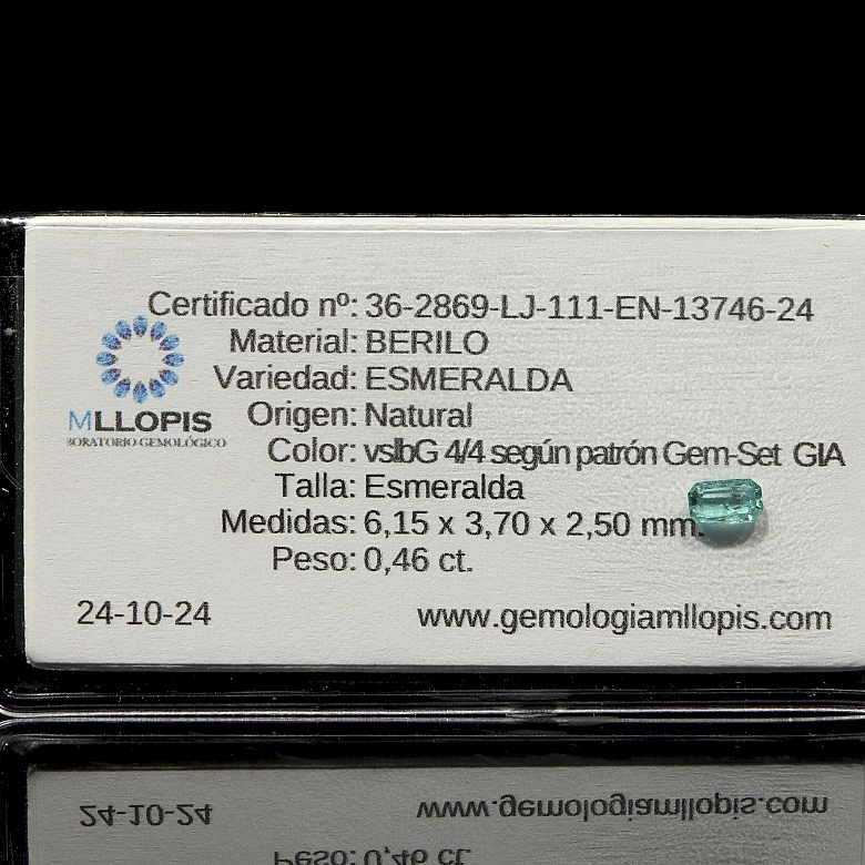 Conjunto de tres esmeraldas naturales