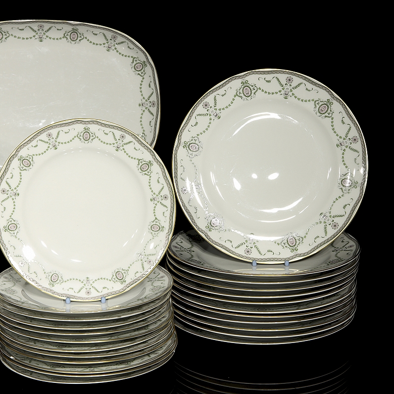 Vajilla en porcelana modelo 
