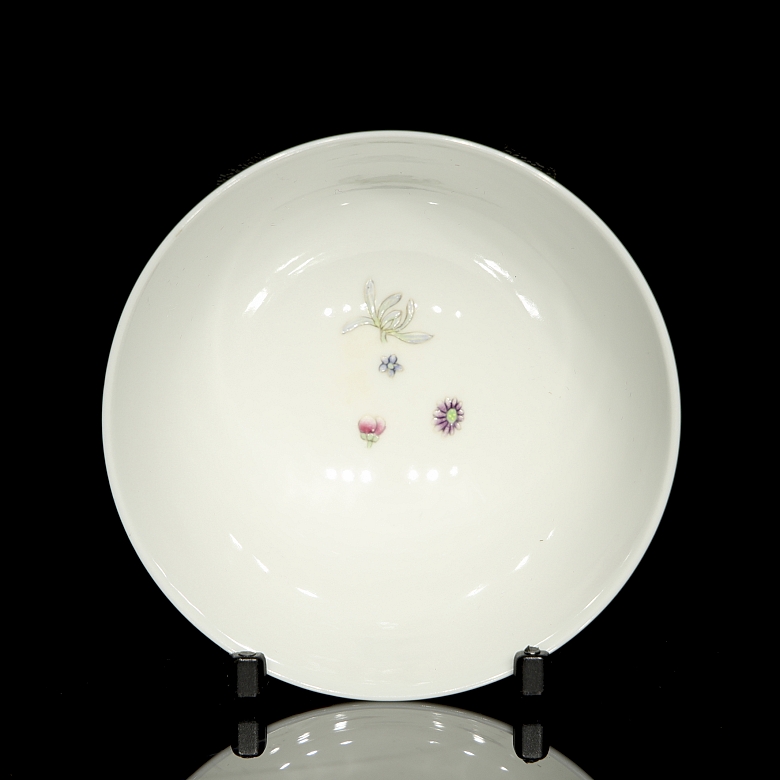 Taza de porcelana esmaltada