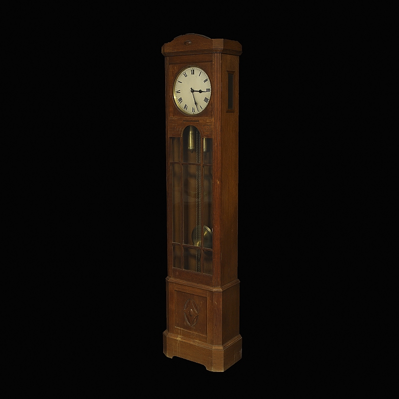 Reloj de pie estilo racionalista
