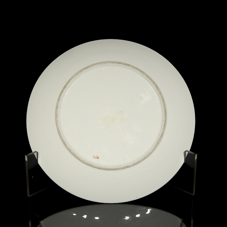 Plato de porcelana