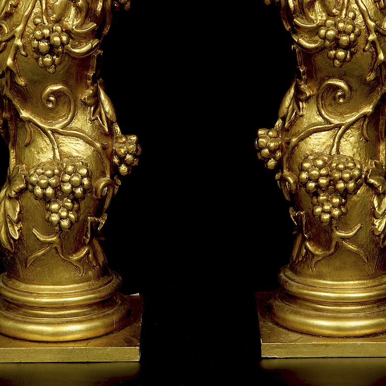 Pair of gilded wooden Solomonic columns, 20th century