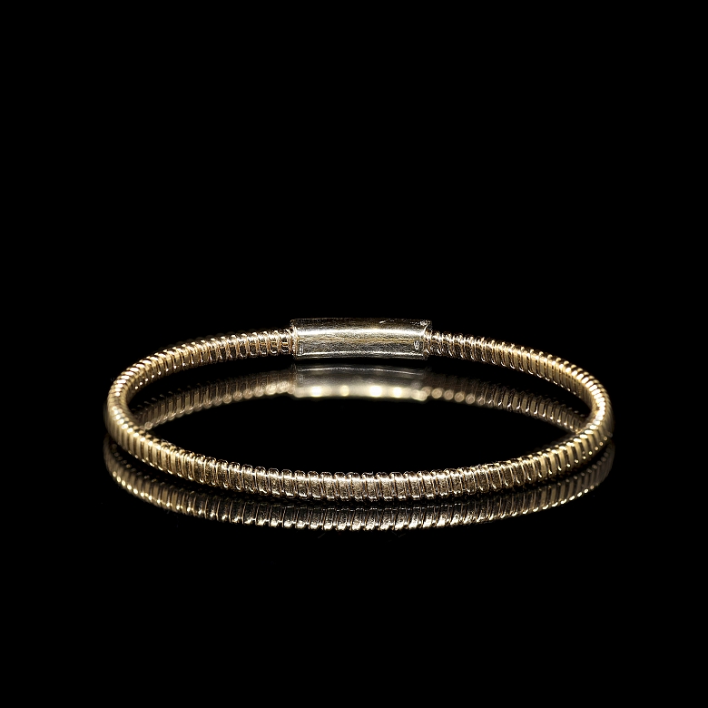 Pulsera rígida de oro amarillo de 18 kt con diamantes