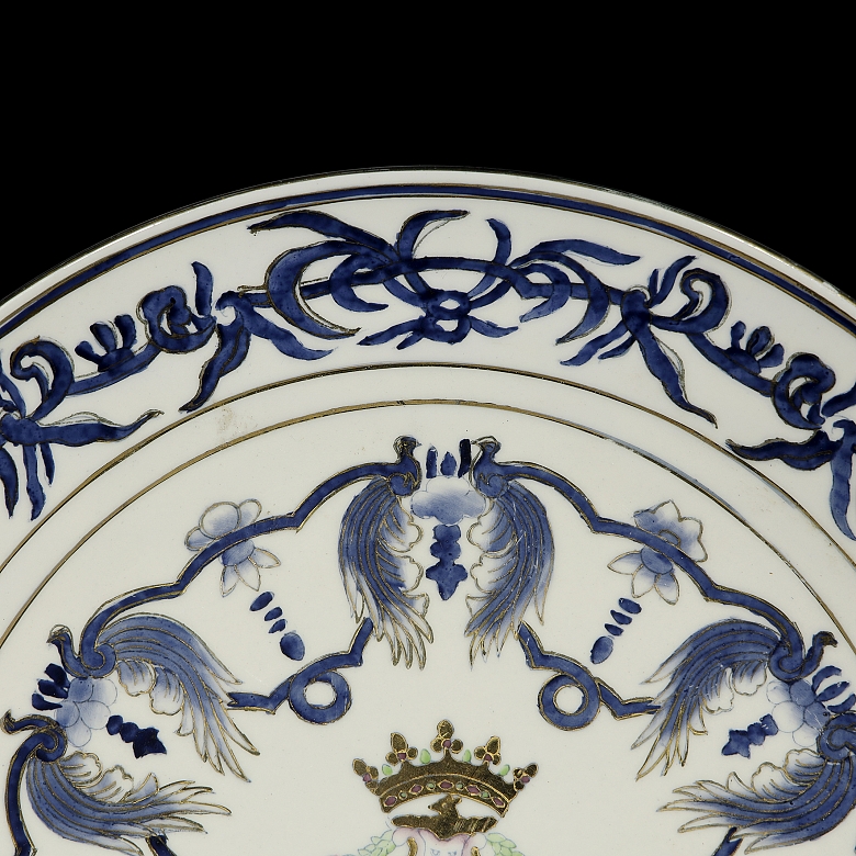 Plato de porcelana