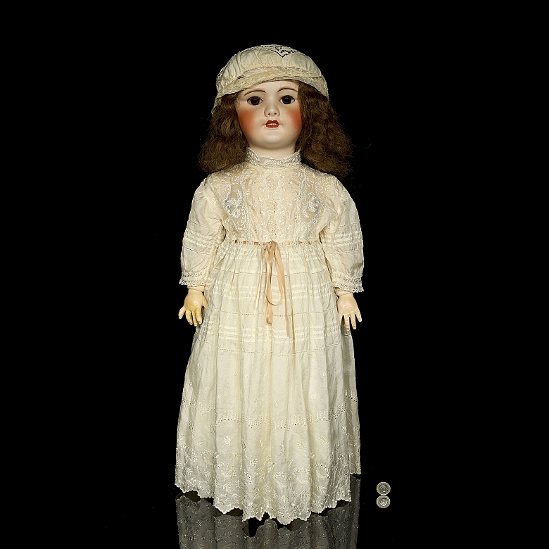 Muñeca de porcelana de SFBJ , París, c. 1920-1925