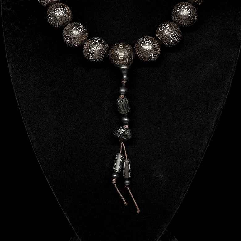 Mala de cuentas de madera