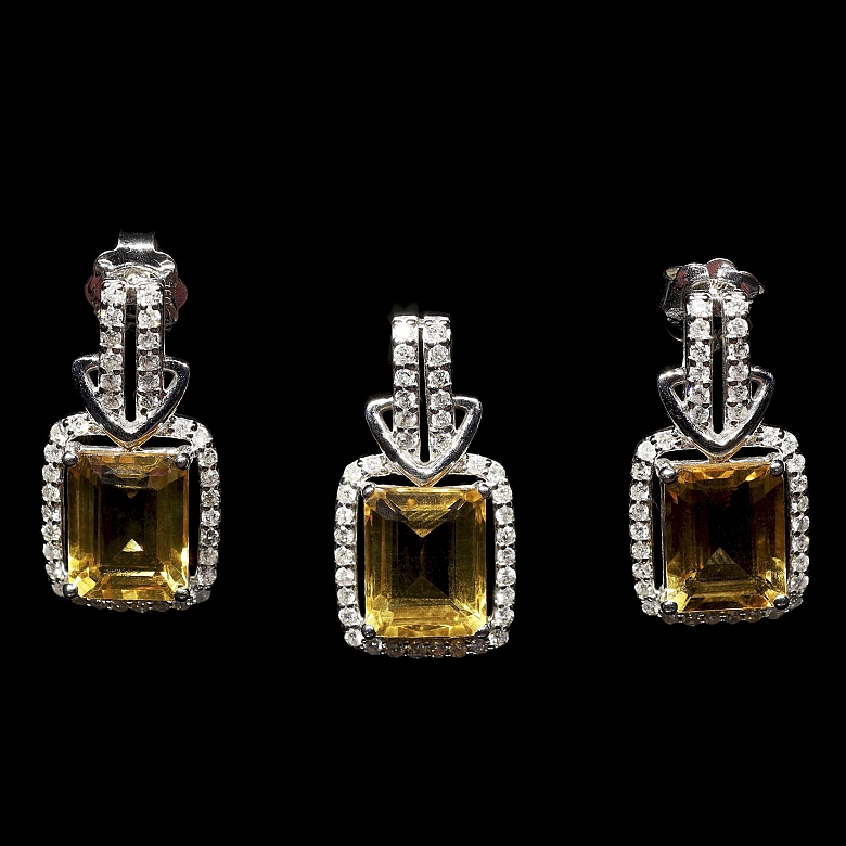 Juego de colgante y pendientes en oro blanco de 18K con citrinos y diamantes