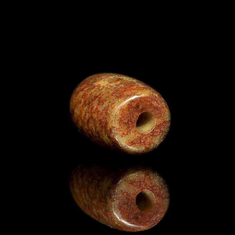 Cuenta de jade tallado, cultura Hongshan