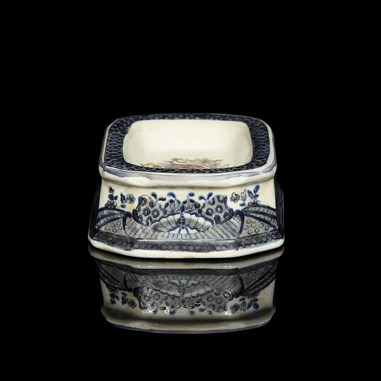 Recipiente de porcelana