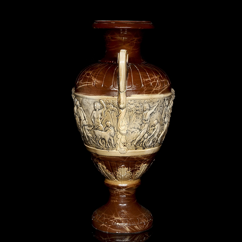 Ceramic vase 