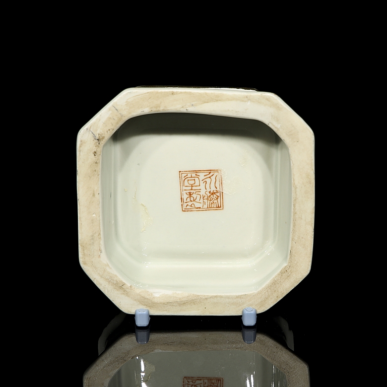 Recipiente de porcelana 