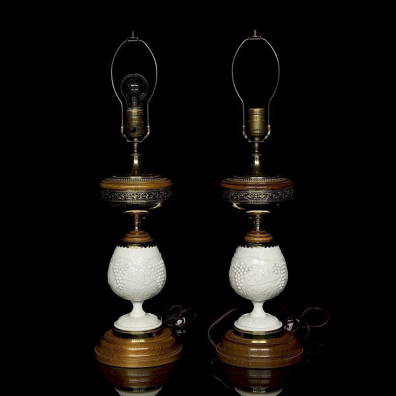 Levinton, Pareja de lámparas opalina, USA, s.XX - 4