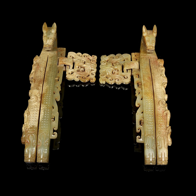 Pareja de hebillas de jade amarillo