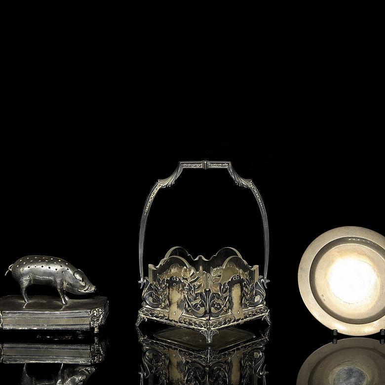 Set of three silver objects, 20th century