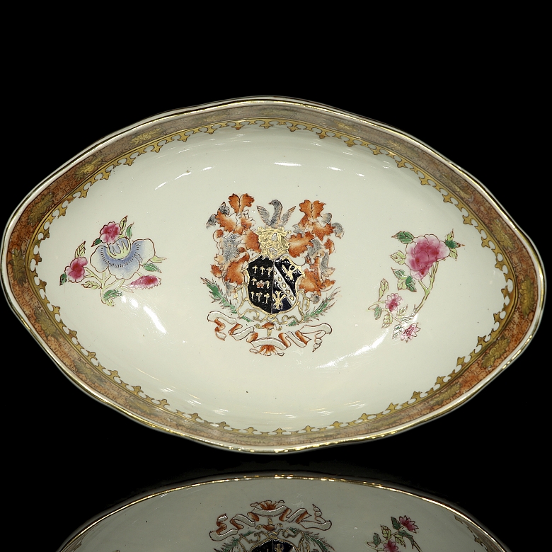 Fuente de porcelana