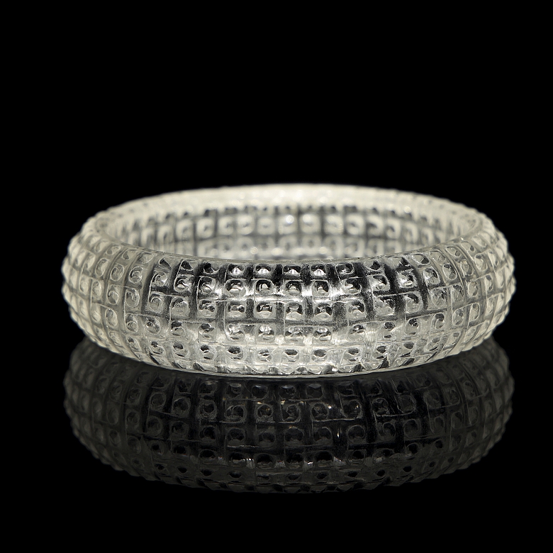 Carved Quartz bracelet, Warring States period