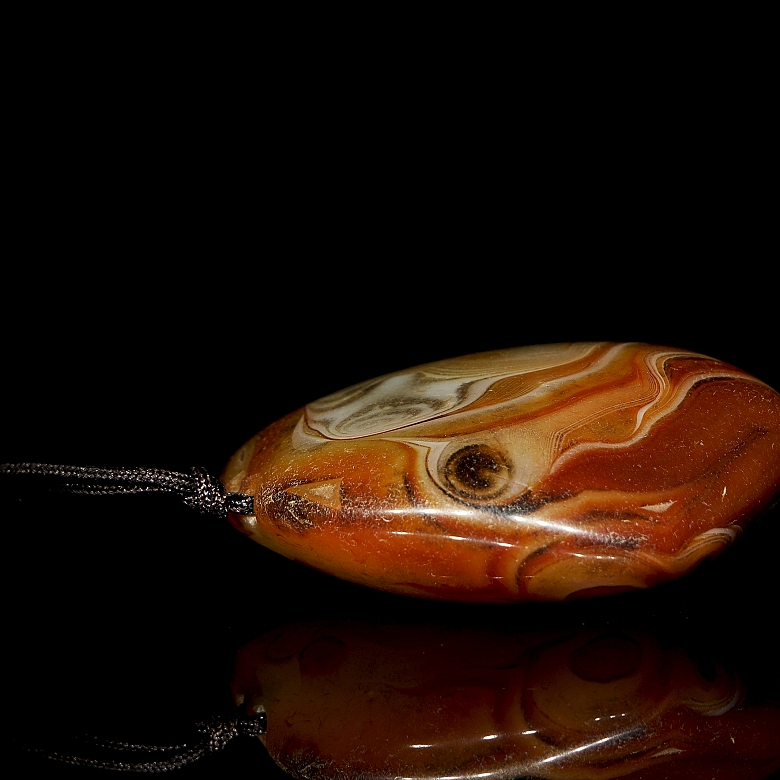 Colgante de ágata natural, dinastía Liao