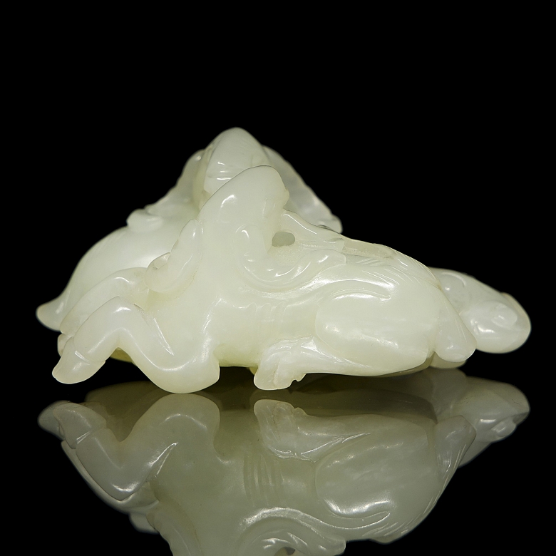 White jade figure ‘Rams’, Qing dynasty